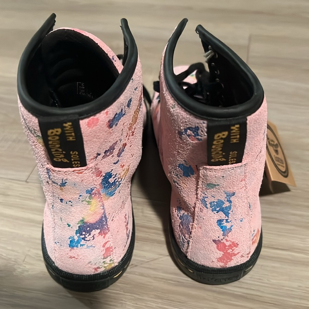 Pink rainbow burst Dr. Martens - Picture 5 of 8